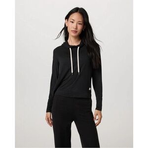 Vuori Halo Essential Hoodie in Black Heather